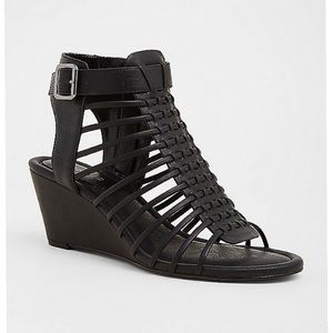 NWT TORRID MINI CAGE WEDGES